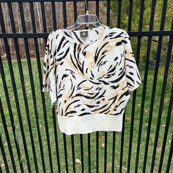 JM Collection Black and Gold Swirl Top size Pet Small - Picture 3 of 10